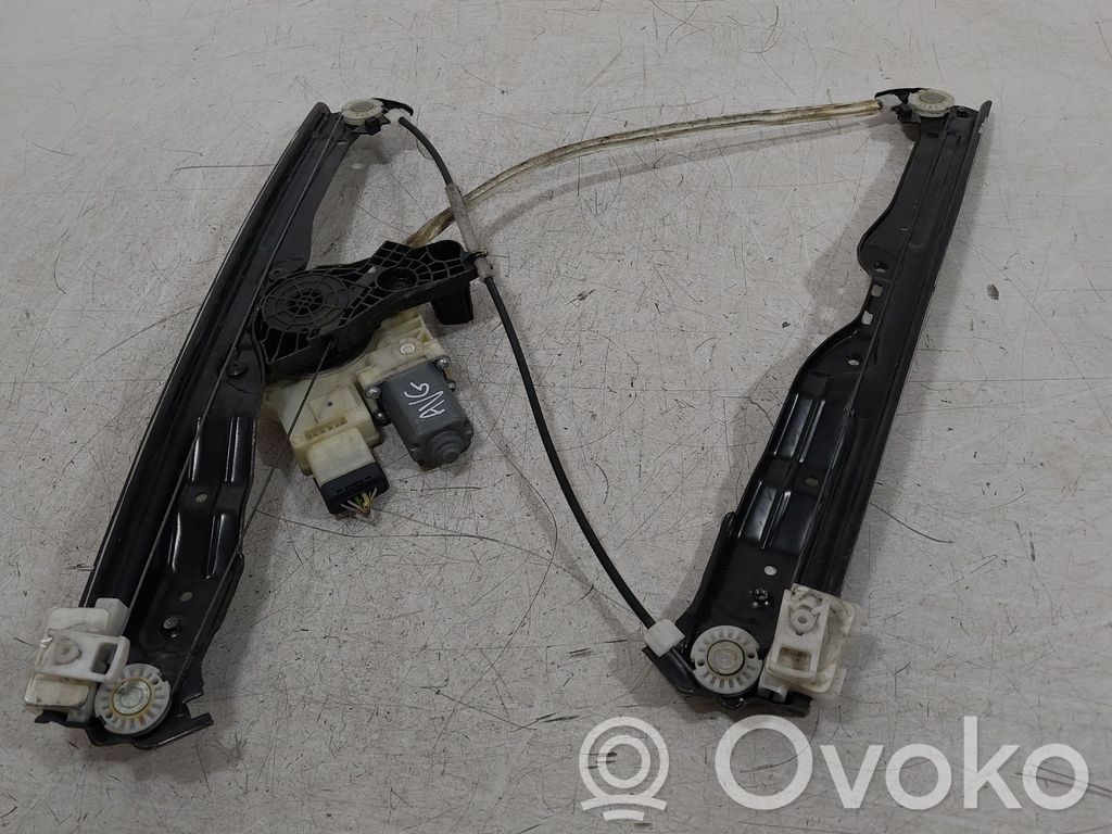 Peugeot 308 Elektryczny podnośnik szyby drzwi przednich