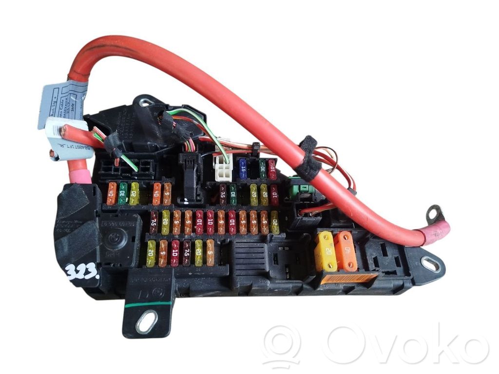 BMW 5 E60 E61 Saugiklių blokas 