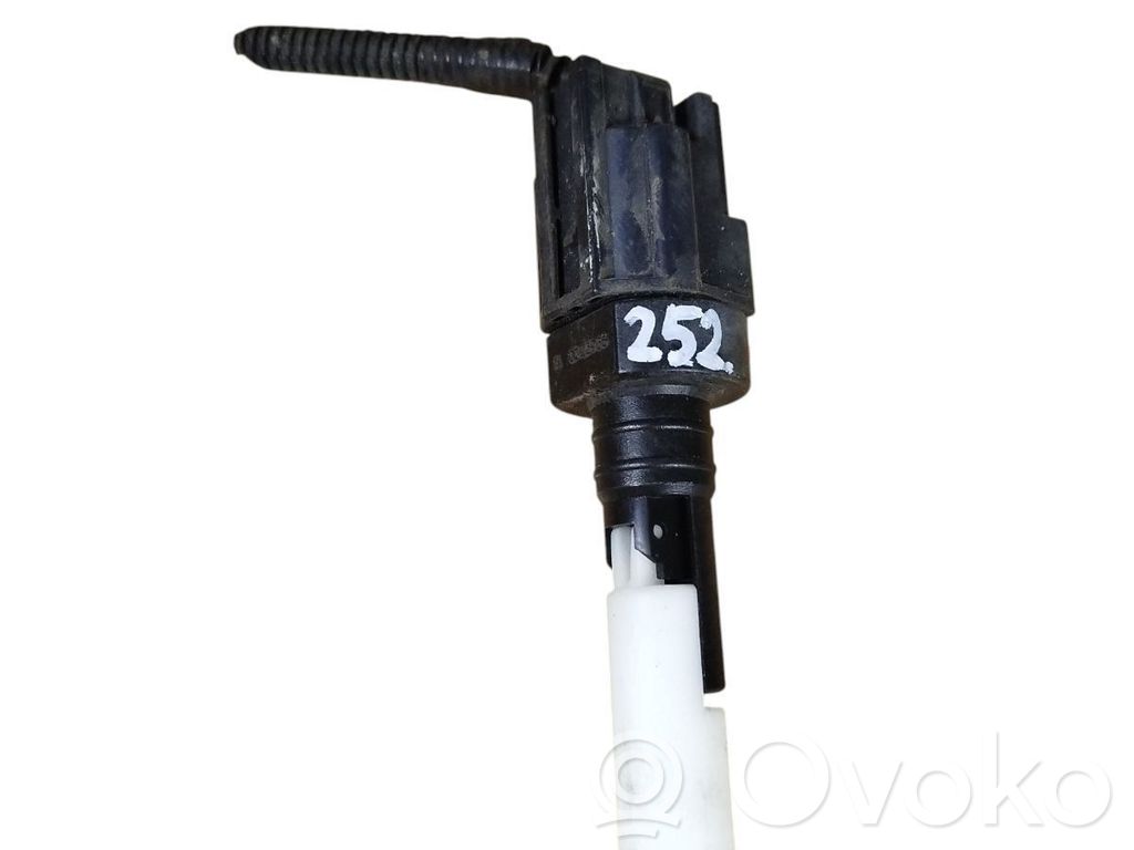 Volvo S40 Windshield washer fluid level sensor 