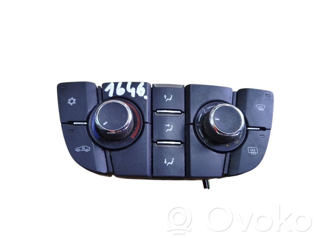 Opel Astra J Climate control unit 