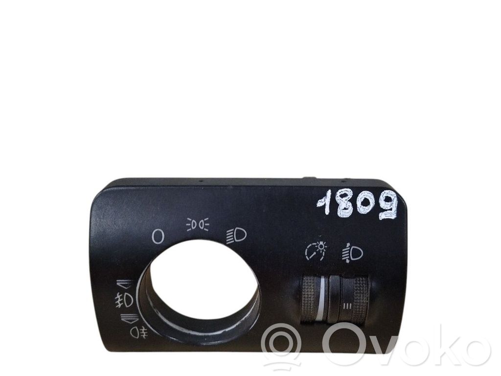 Audi A6 S6 C5 4B Headlight level height control switch 