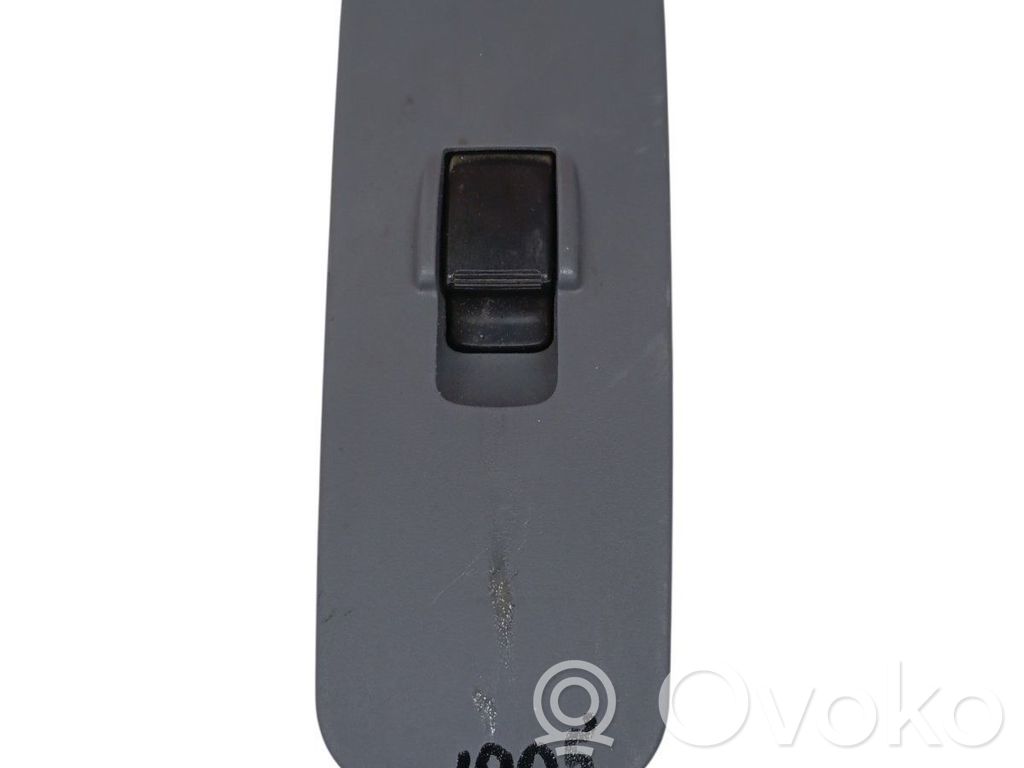 Mitsubishi Colt Electric window control switch 