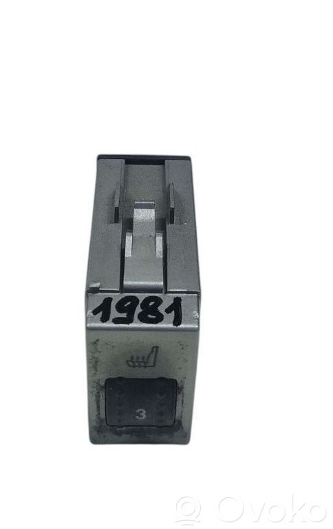 Ford Focus C-MAX Seat heating switch 