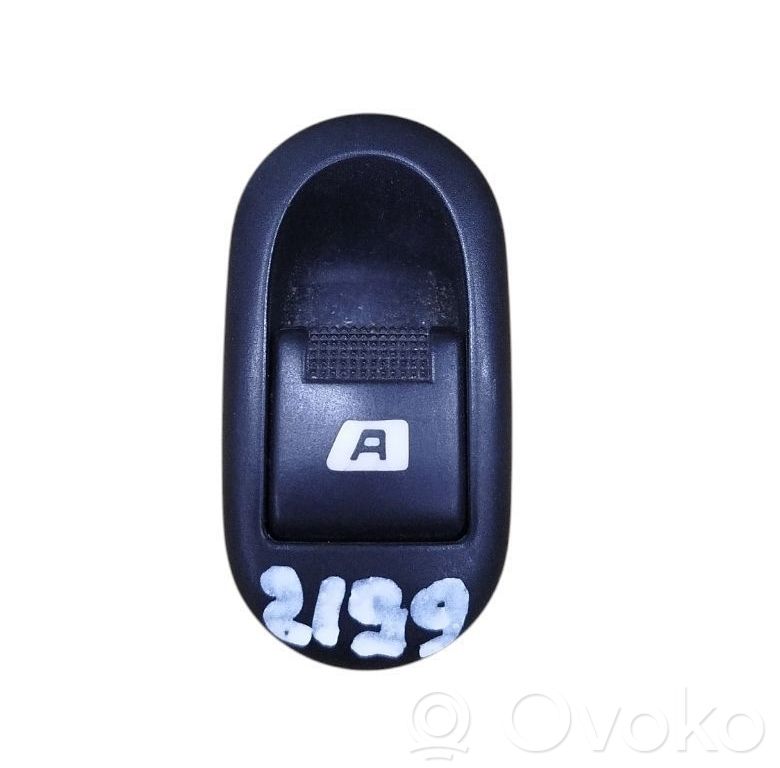 Citroen C3 Electric window control switch 