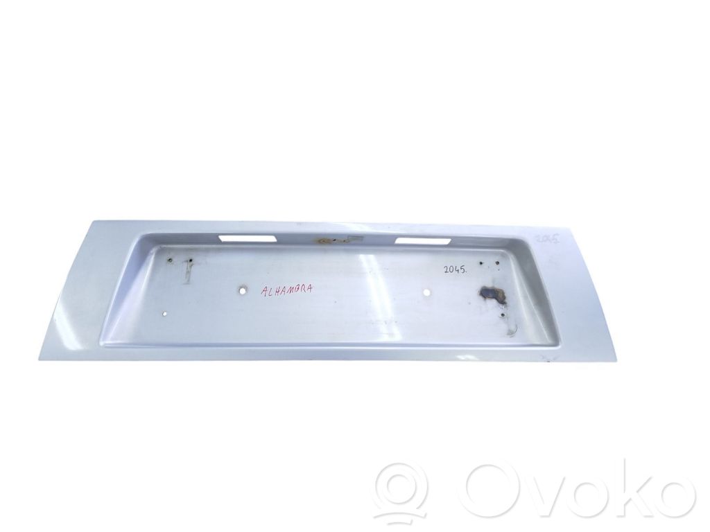 Volkswagen Sharan Trunk door license plate light bar 