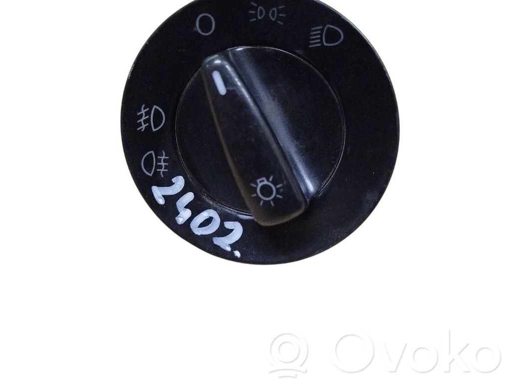 Volkswagen Golf III Light switch 