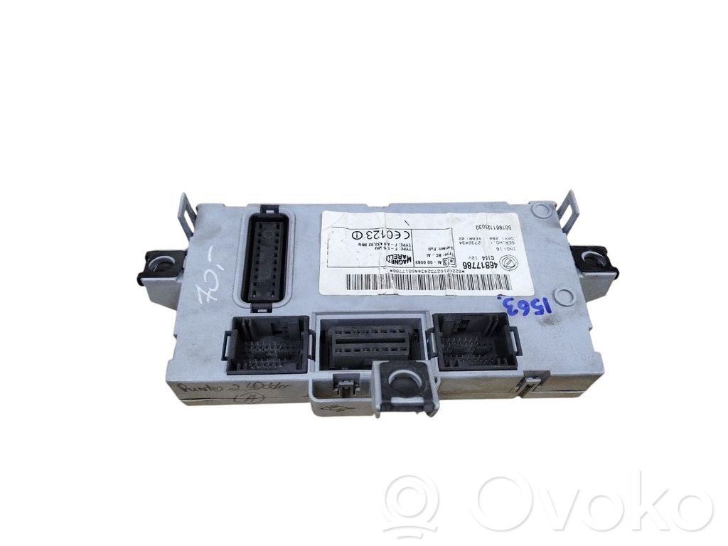 Fiat Punto (188) Sulakemoduuli 