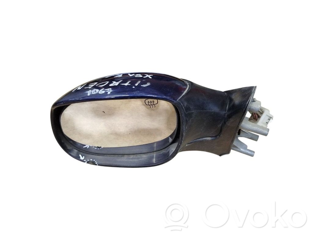 Citroen Xsara Picasso Front door electric wing mirror 