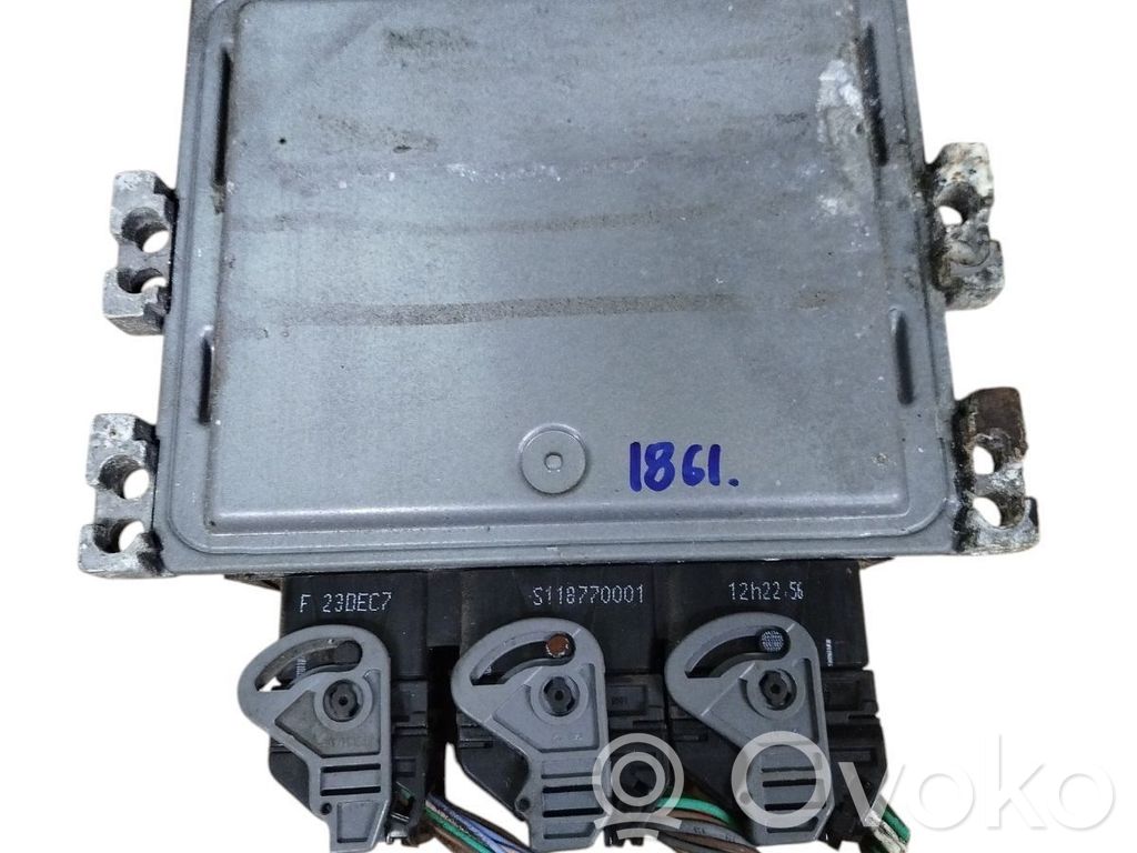 Renault Megane II Engine control unit/module 