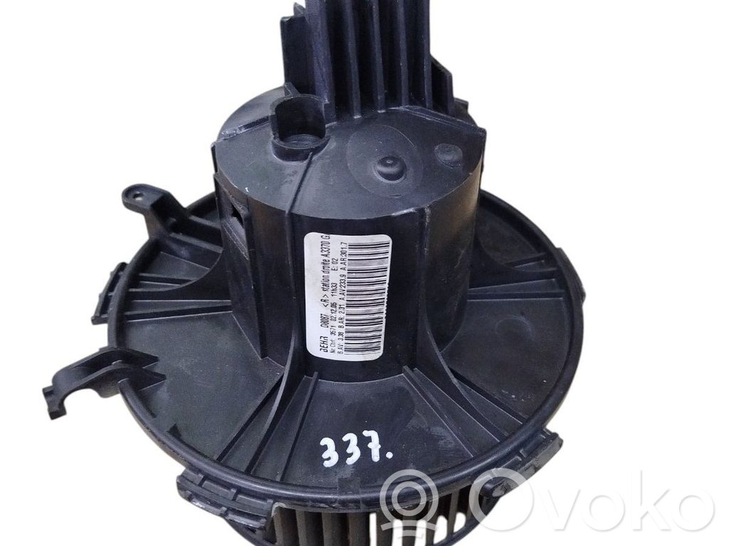 Opel Zafira B Mazā radiatora ventilators 