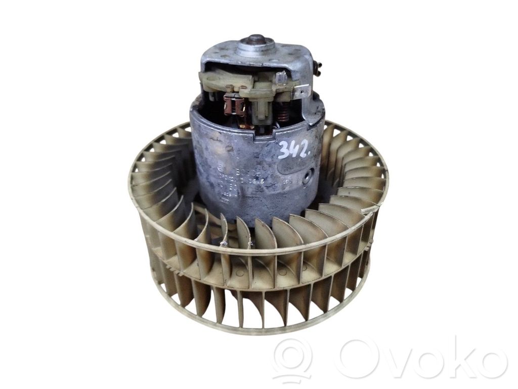 BMW 3 E36 Mazā radiatora ventilators 