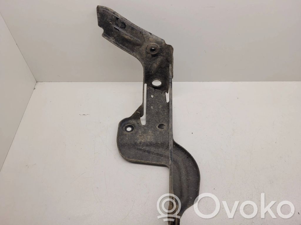 Audi A6 S6 C6 4F Intercooler pipe mounting bracket 
