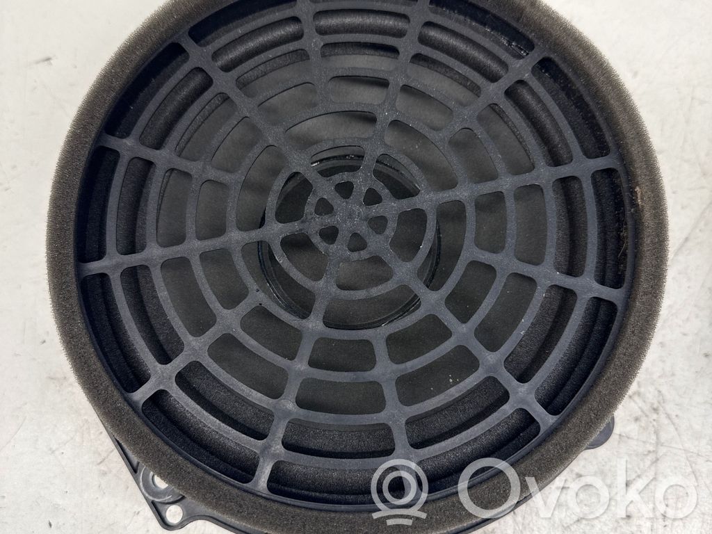 Audi A6 S6 C7 4G Front door speaker 