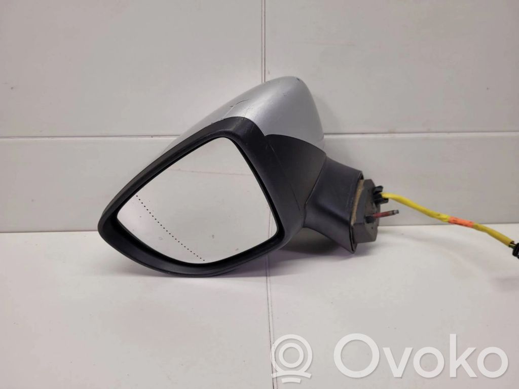 Renault Captur Front door electric wing mirror 