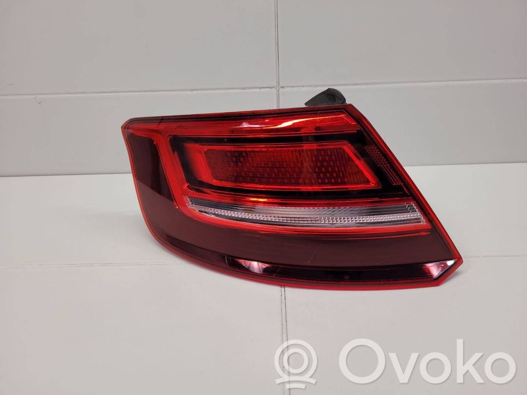 Rear/tail lights   2SD01283801