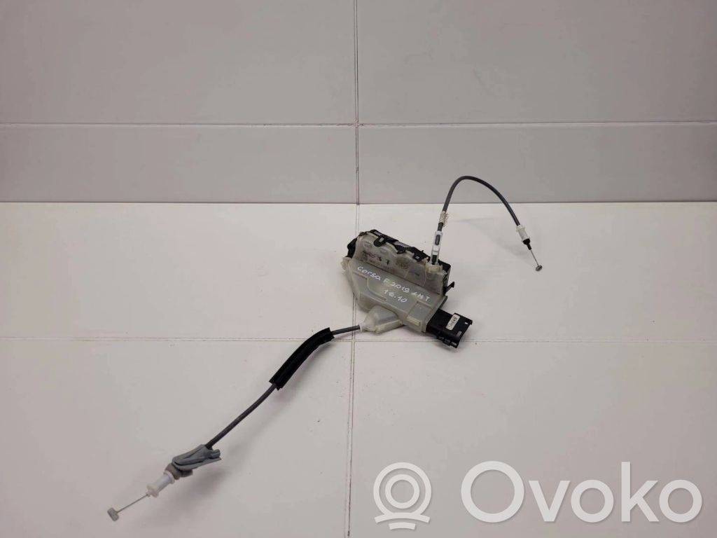 Opel Corsa F Zamek drzwi tylnych 