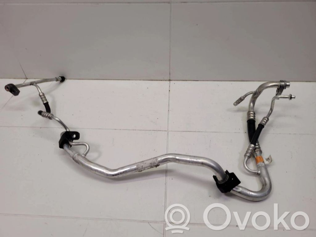 Ilmastointilaitteen putki (A/C)   GV6119E881PF