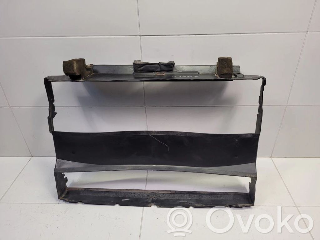 Land Rover Discovery Sport Radiator cooling fan shroud 