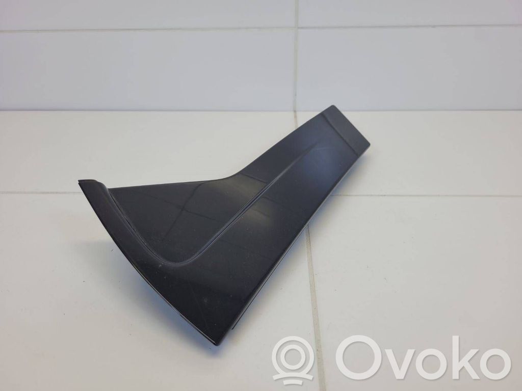 Moulure de porte arrière   822351661R