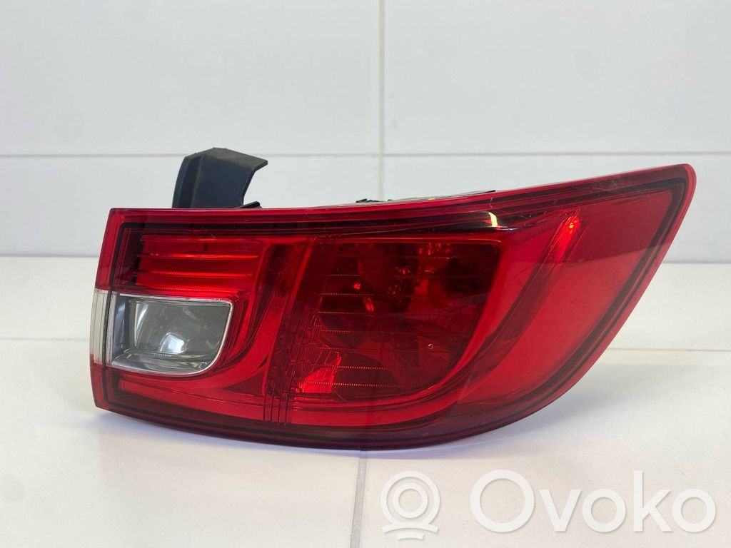 Renault Clio IV Lampa tylna 