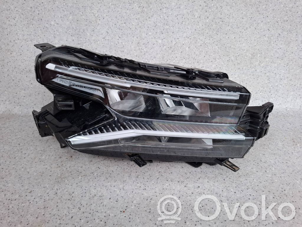 Citroen C5 Aircross Lampa przednia 