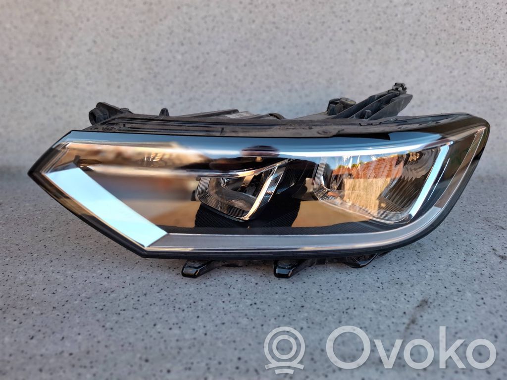 Volkswagen PASSAT B8 Faro/fanale 