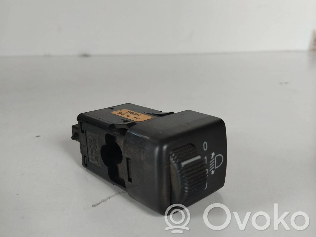 Saab 9-3 Ver1 Žibintų aukščio reguliavimo jungtukas 