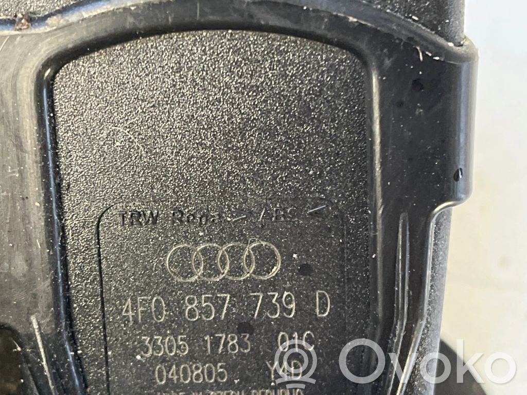 Audi A6 S6 C6 4F Middle seatbelt buckle (rear) 