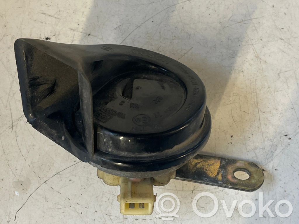 Volkswagen PASSAT B5.5 Horn signal 