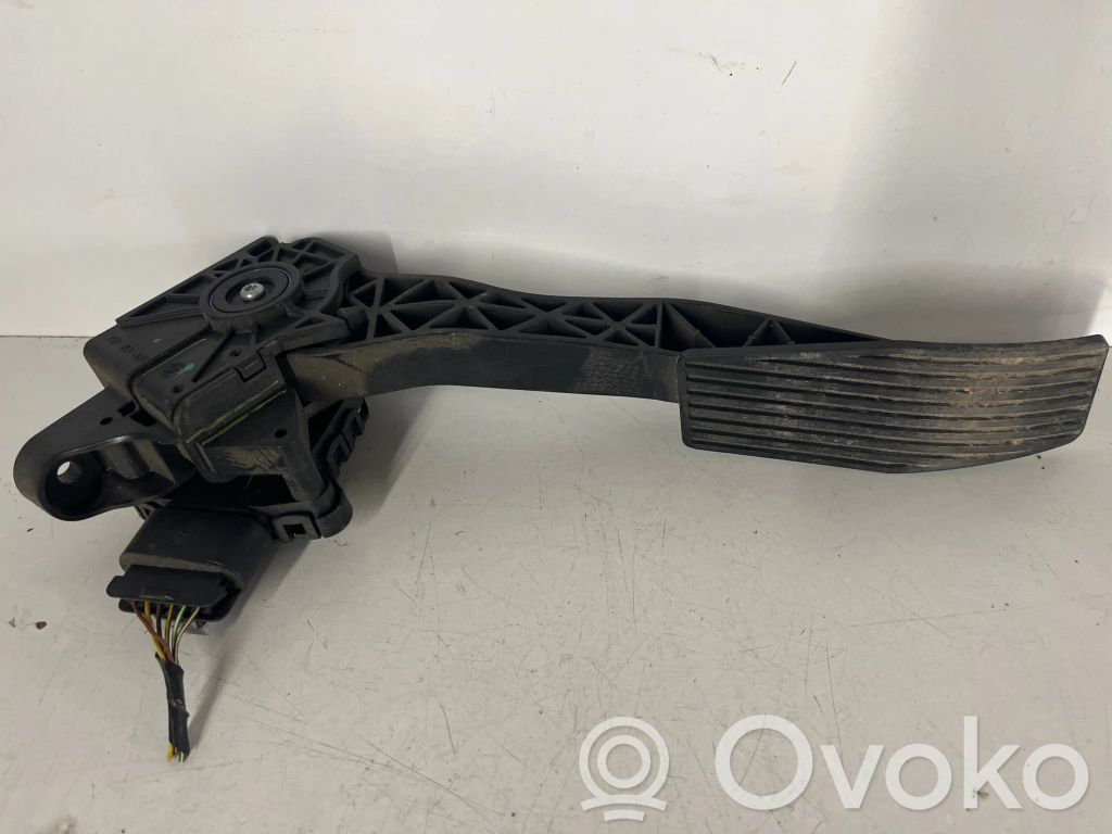 Opel Meriva B Kaasupoljin 