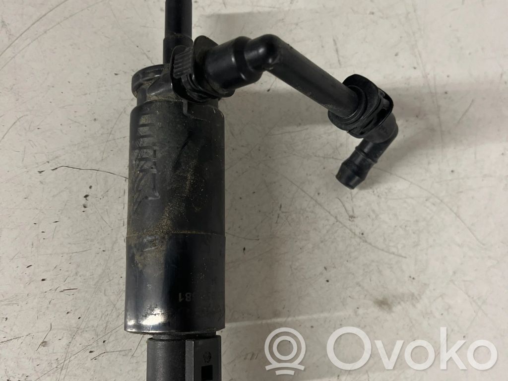 Audi A6 S6 C6 4F Pompa spryskiwacza lampy przedniej 