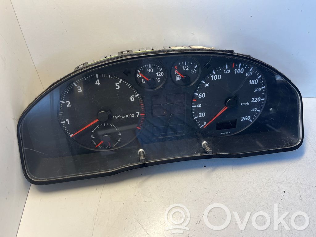 Audi A4 S4 B5 8D Speedometer (instrument cluster) 