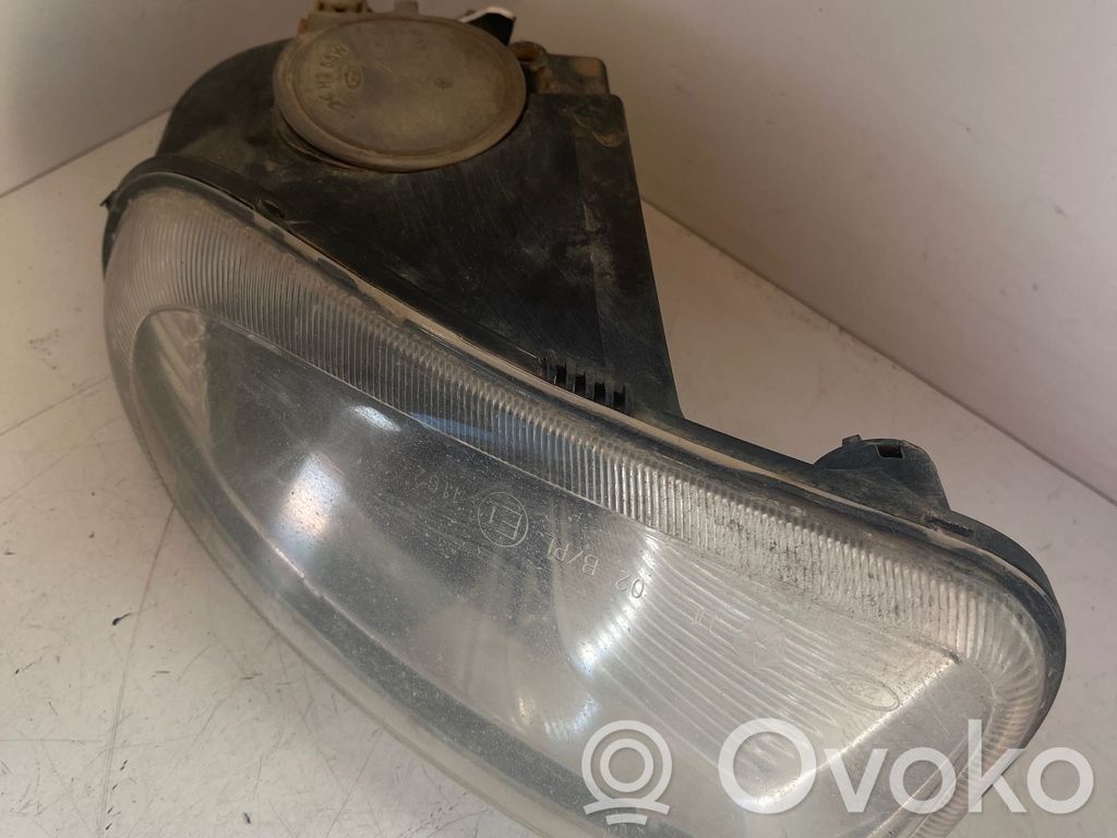 Chrysler Voyager Front fog light 