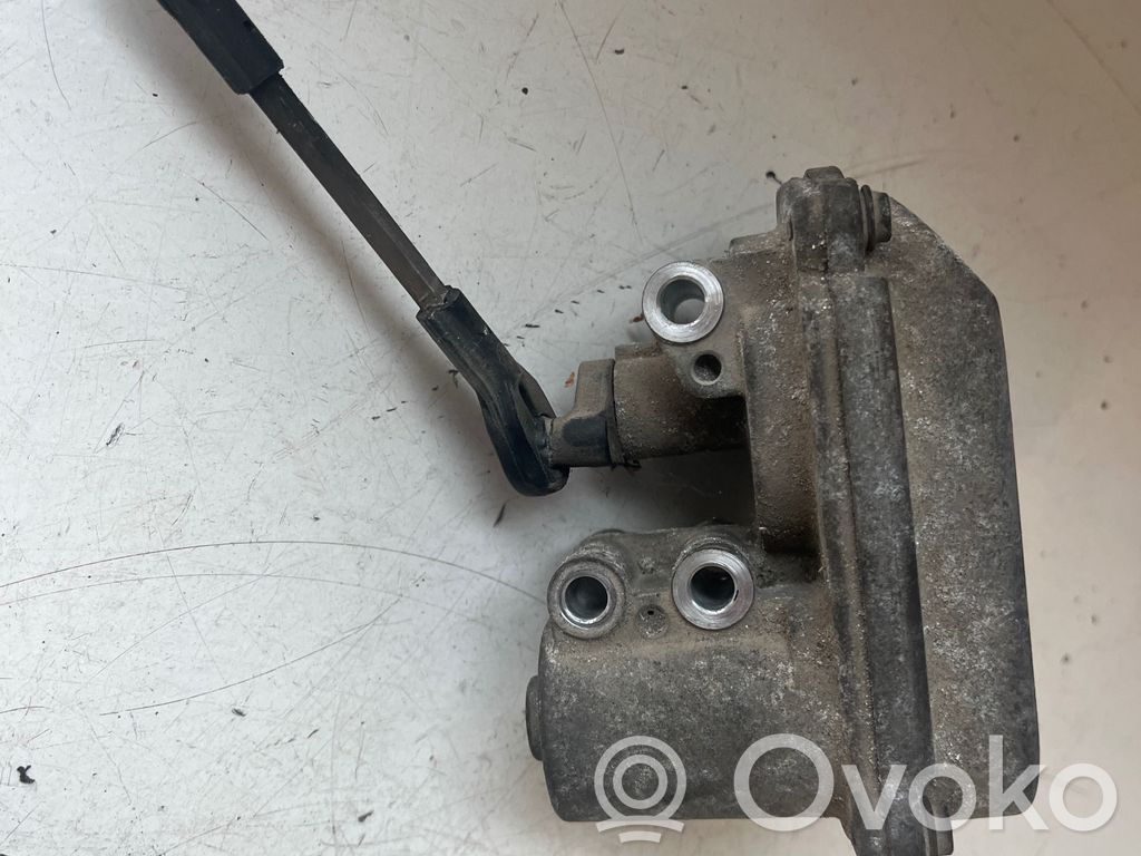 Audi A6 S6 C6 4F Zawór kolektora ssącego 