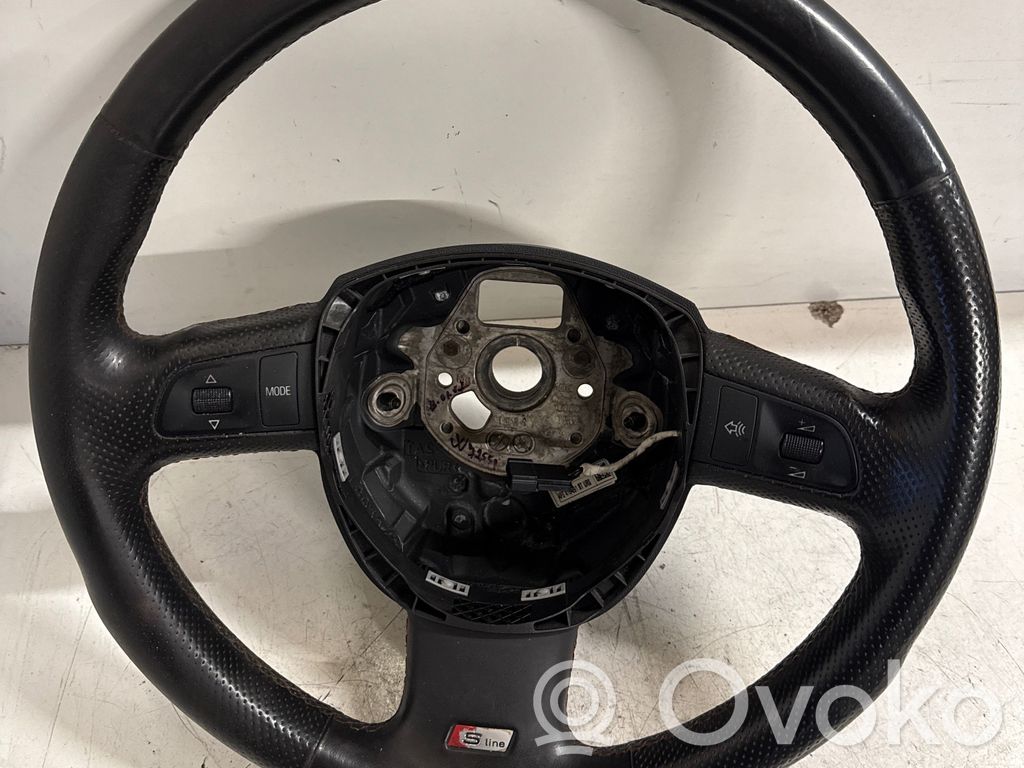 Audi A6 S6 C6 4F Ohjauspyörä 