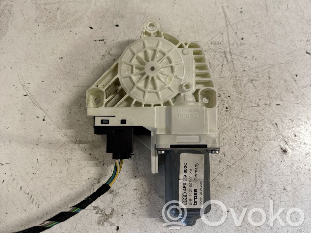 Audi A6 S6 C6 4F Galinis varikliukas langų pakėlėjo 