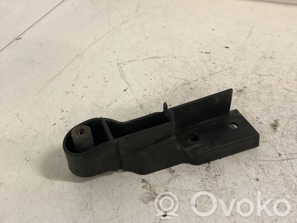 Front bumper mounting bracket   4F0807772