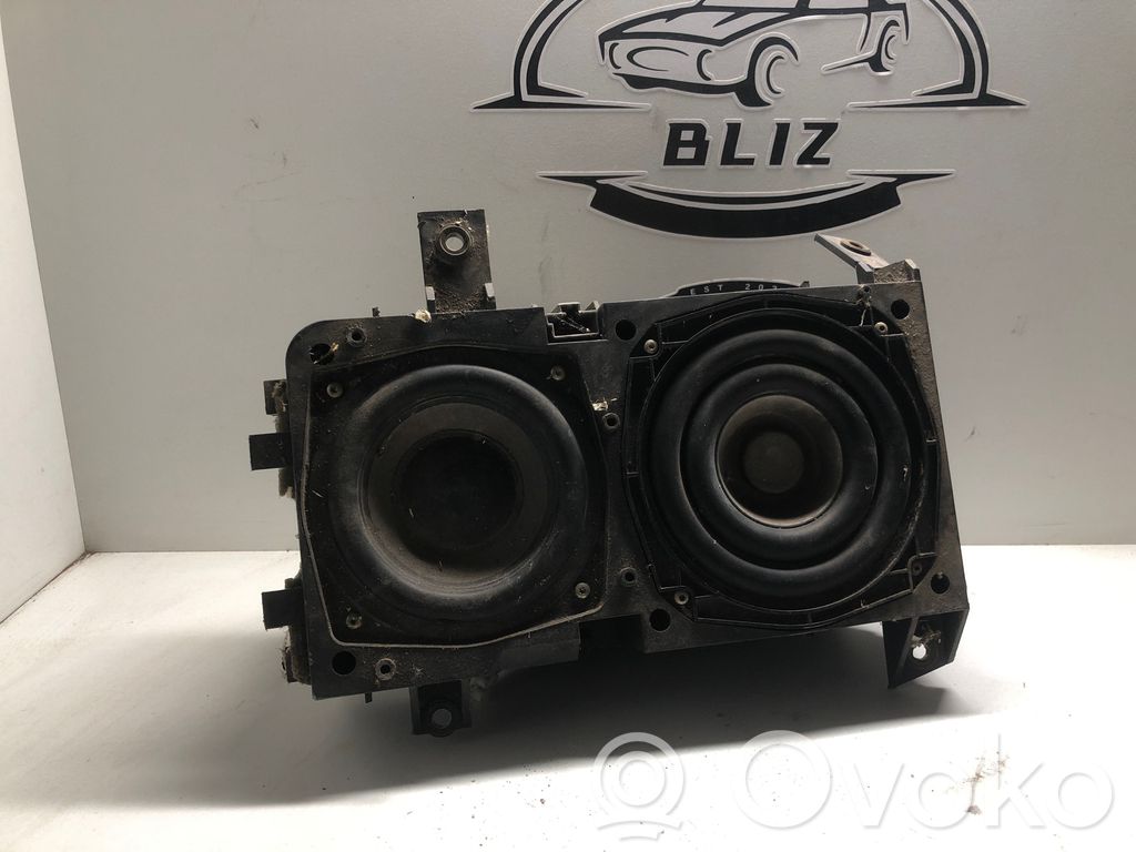 Volvo S70  V70  V70 XC Subwoofer-bassokaiutin 