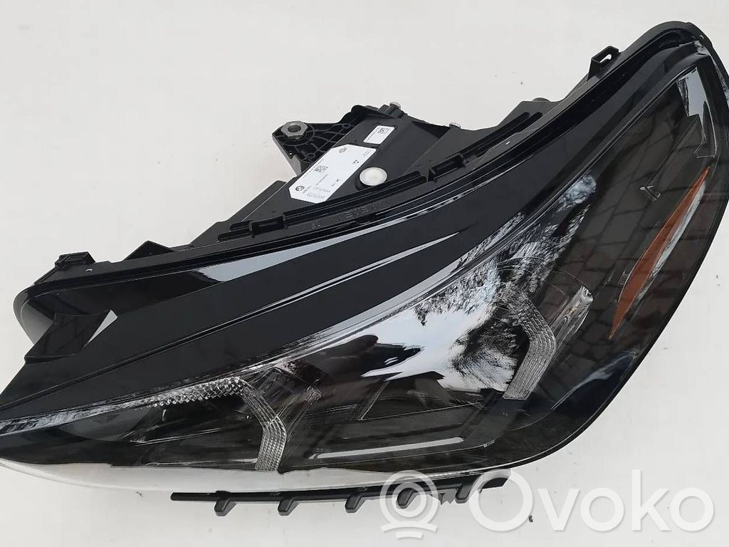 BMW X1 U11 Faro/fanale 
