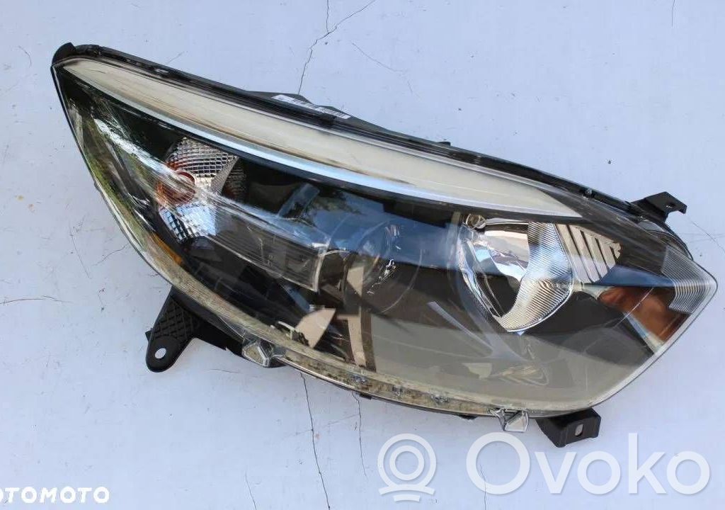 Renault Captur Headlight/headlamp 