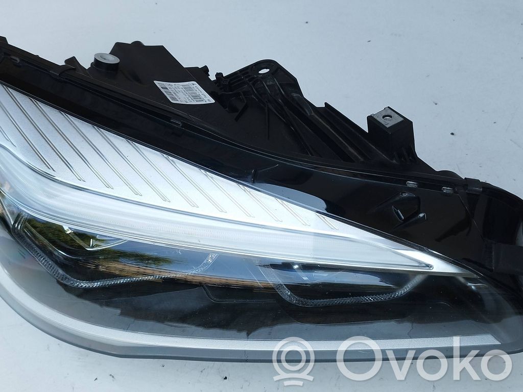 BMW 2 F45 Lampa przednia 
