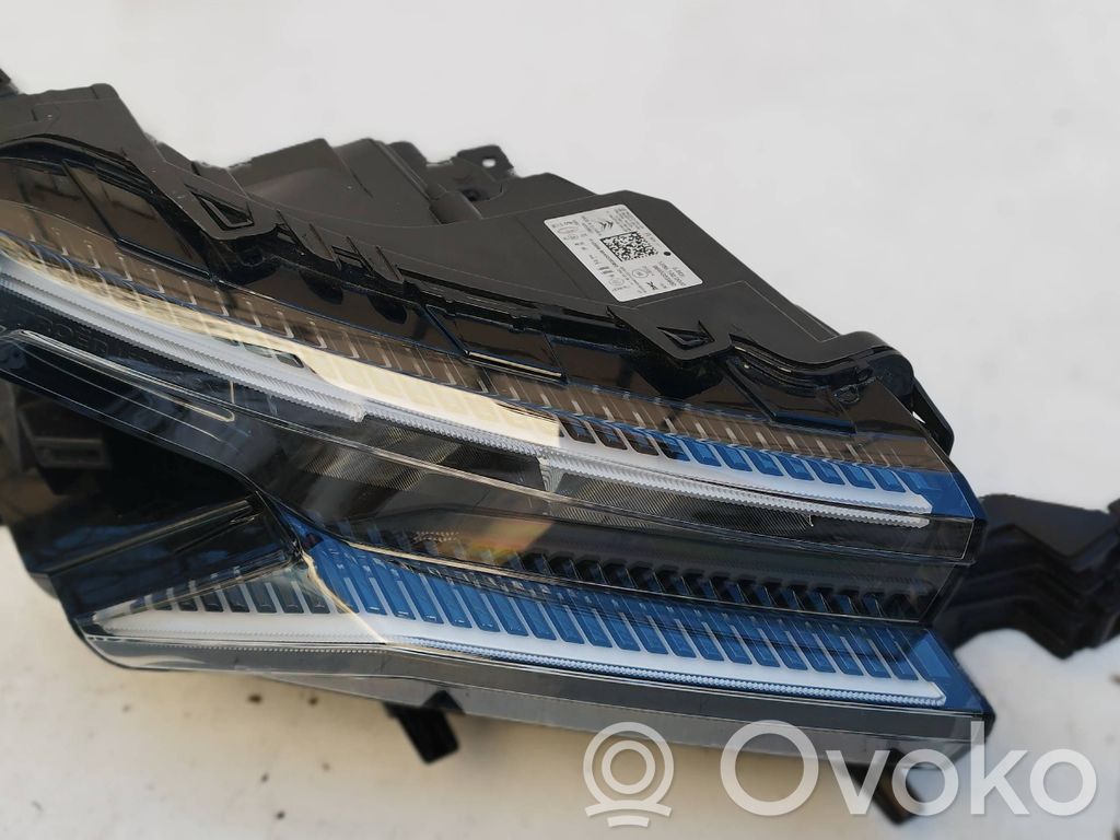 Citroen C5 Aircross Lampa przednia 