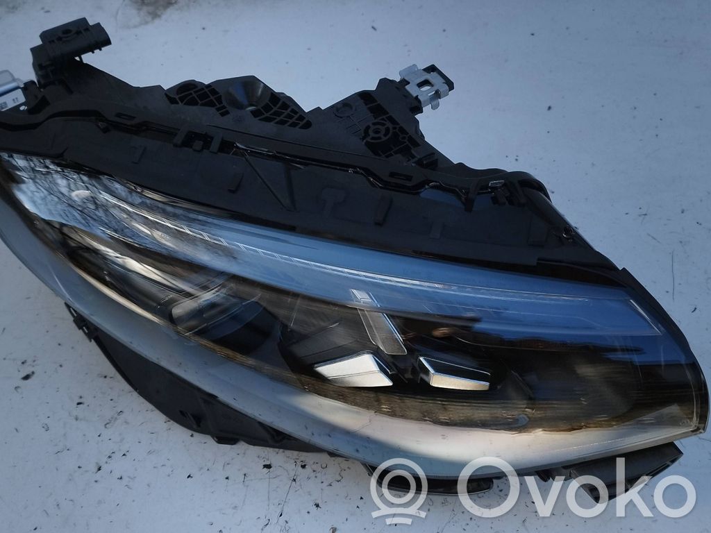 Mercedes-Benz CLA C174 C178 Far 