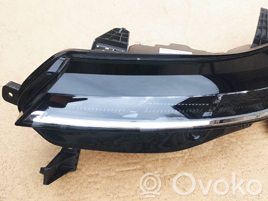 Renault Megane E-Tech Headlight/headlamp 