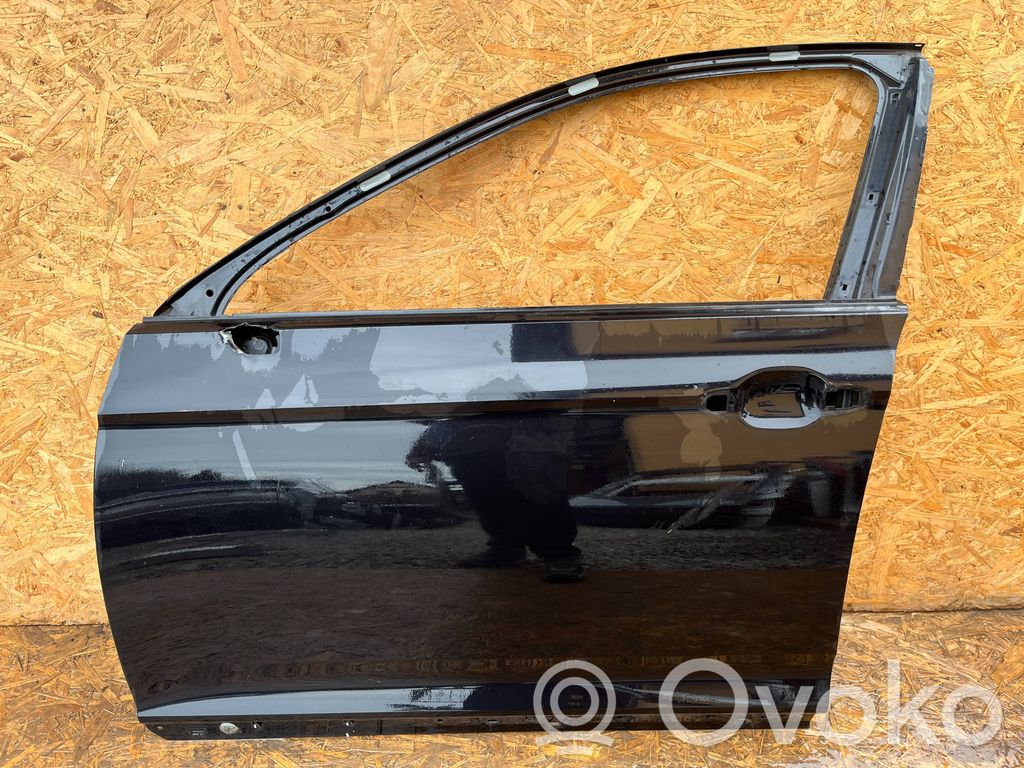 Volkswagen PASSAT B8 Etuovi 