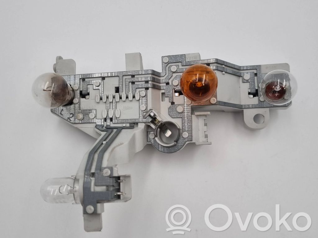 Porte ampoule de feu arrière   7164963,13405110,63217164963
