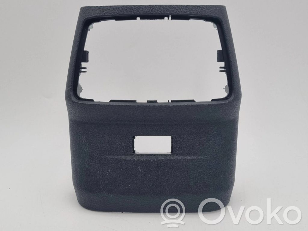 BMW 2 F46 Other center console (tunnel) element 