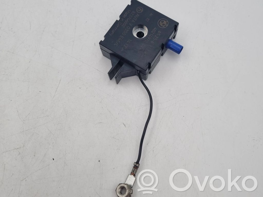 BMW 3 E46 Antenos stiprintuvas 