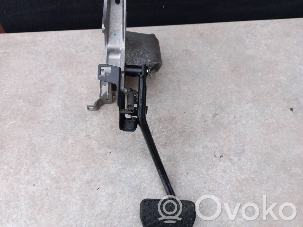 BMW X5 E53 Brake pedal 
