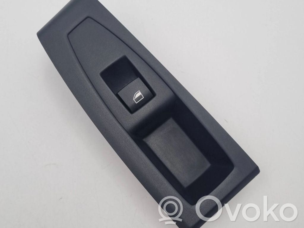 BMW 2 F45 Electric window control switch 
